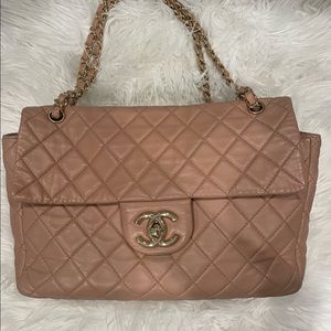 Chanel jumbo single flap